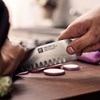 Nůž 18 cm ZWILLING PRO SANTOKU dub_0