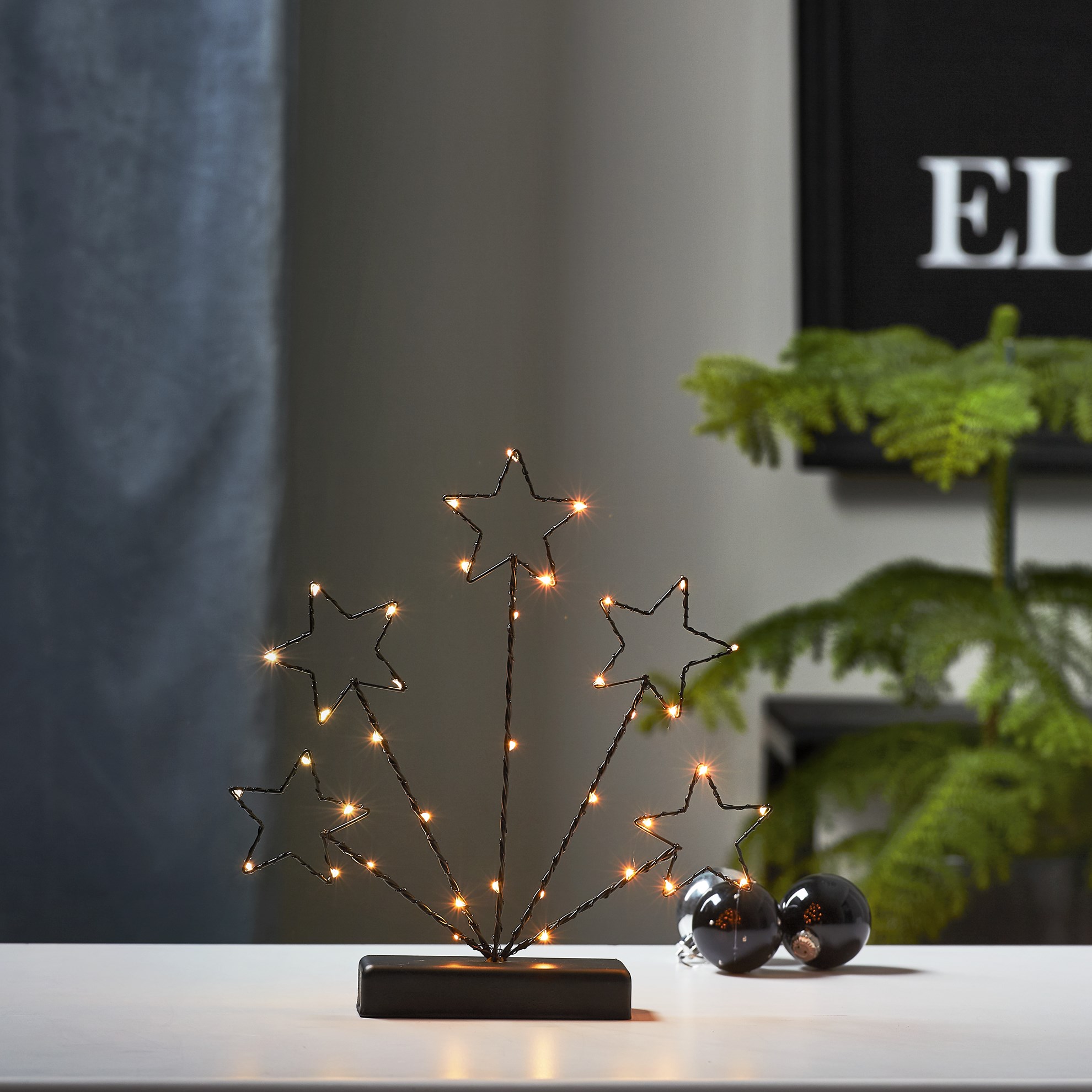 LED dekorační svícen STARS 38x LED V.27,5 cm černý_0