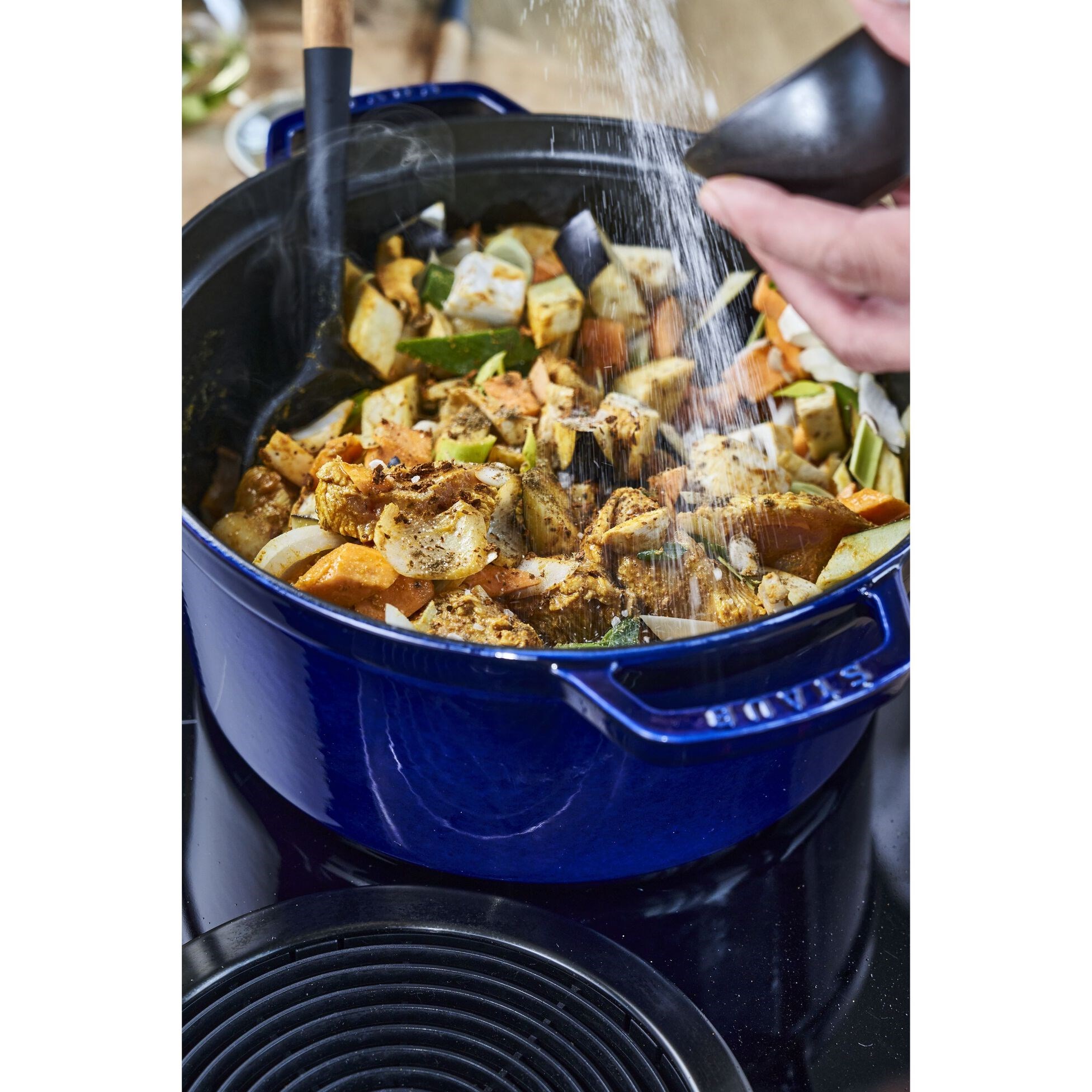 Hrnec STAUB  kulatý 28 cm modrý 6,7l_0