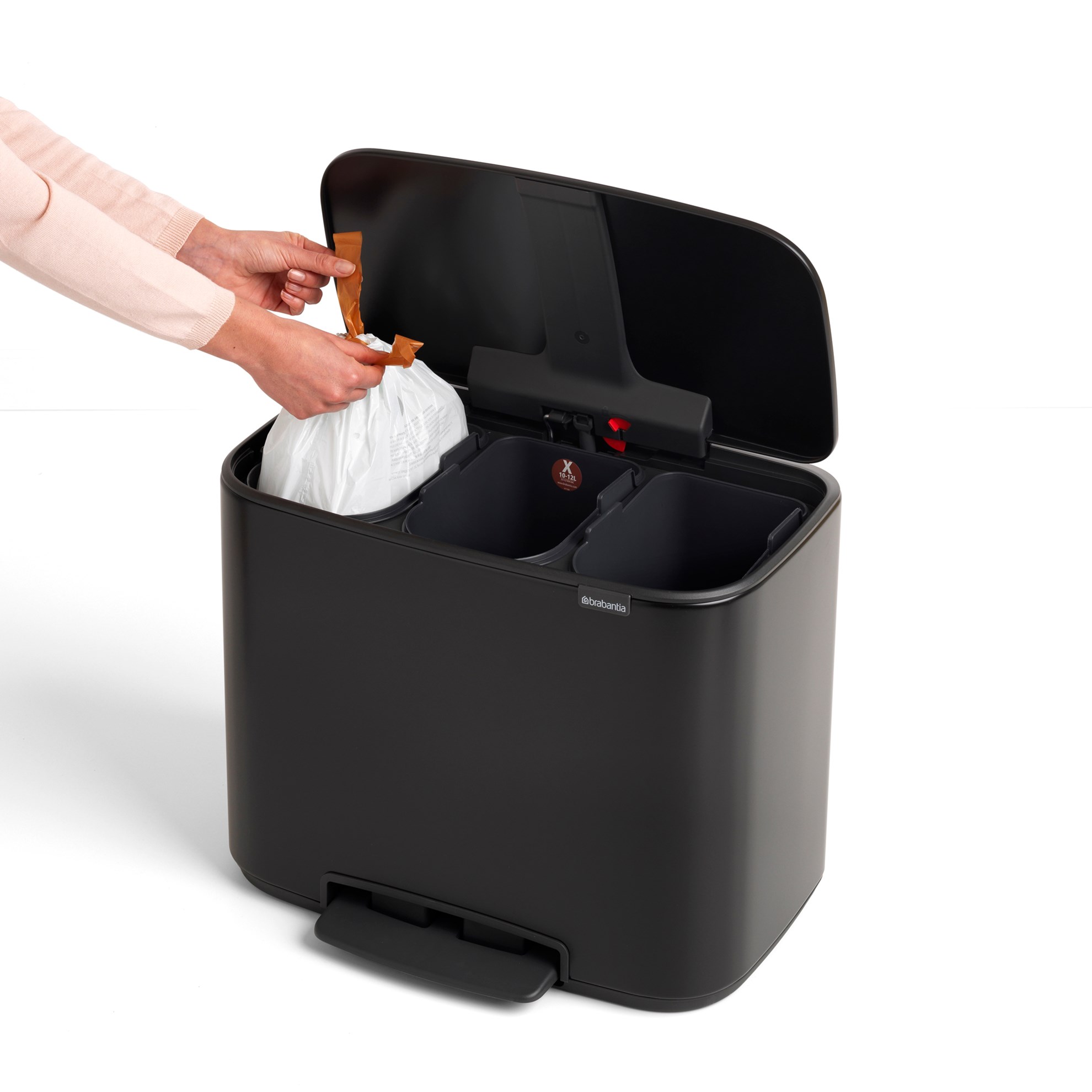 Pedálový odpadkový koš Brabantia BO 3x11l černý_5