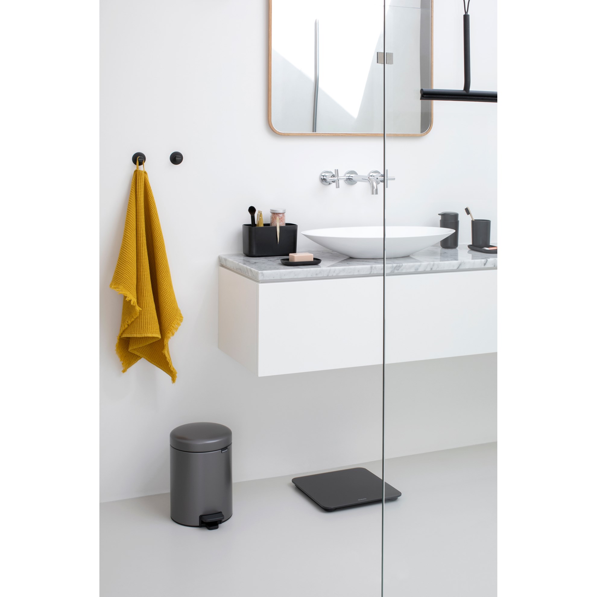 Nástěnné háčky Brabantia RENEW SET/2ks tmavě šedé_3
