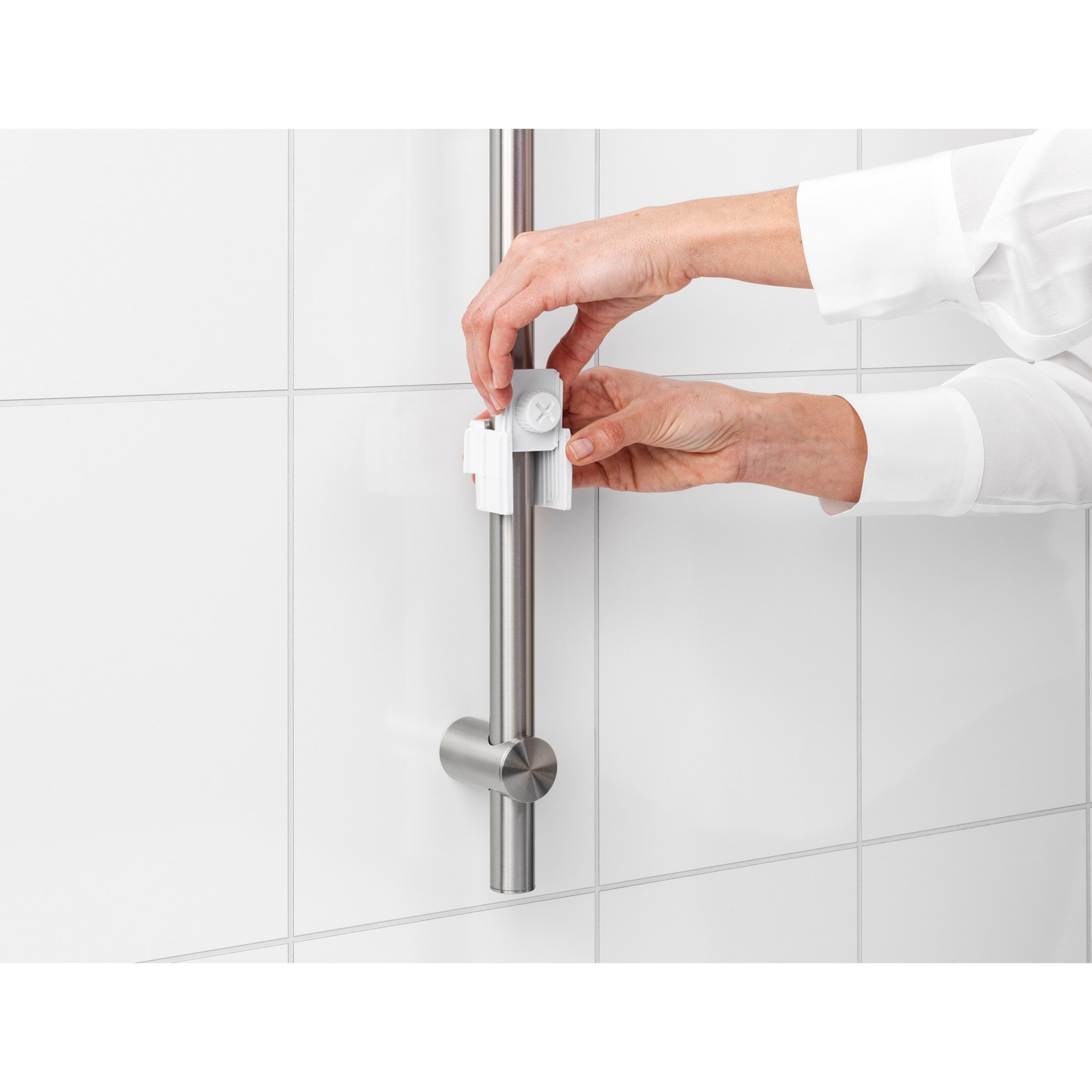 Sprchový držák/organizér Brabantia 24x13cm bílý_12