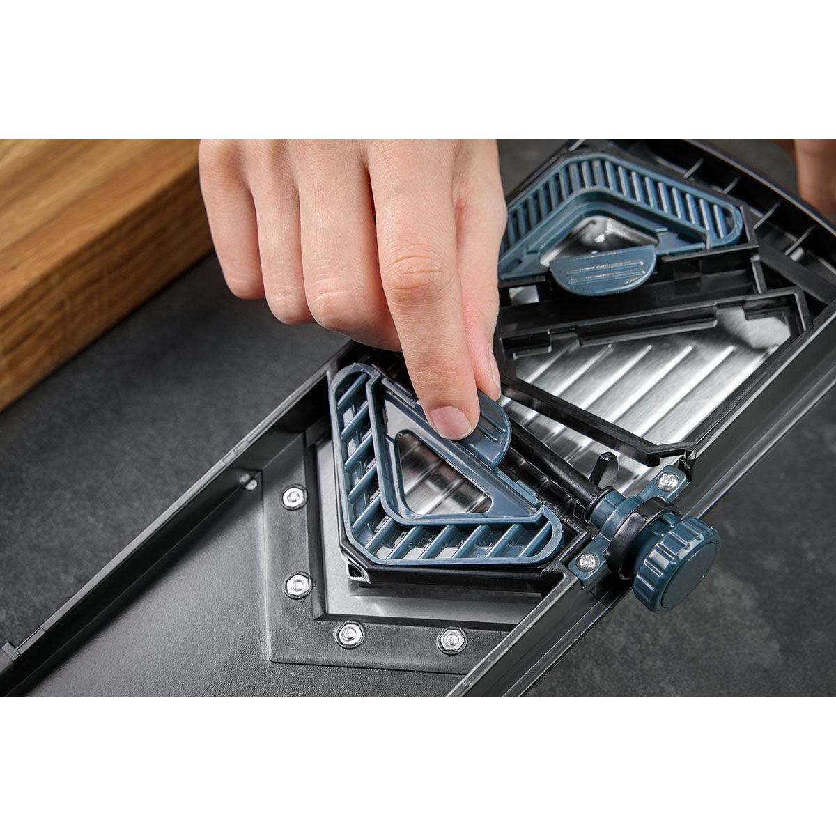 Julienne V-krouhač Gefu COLLECT_2