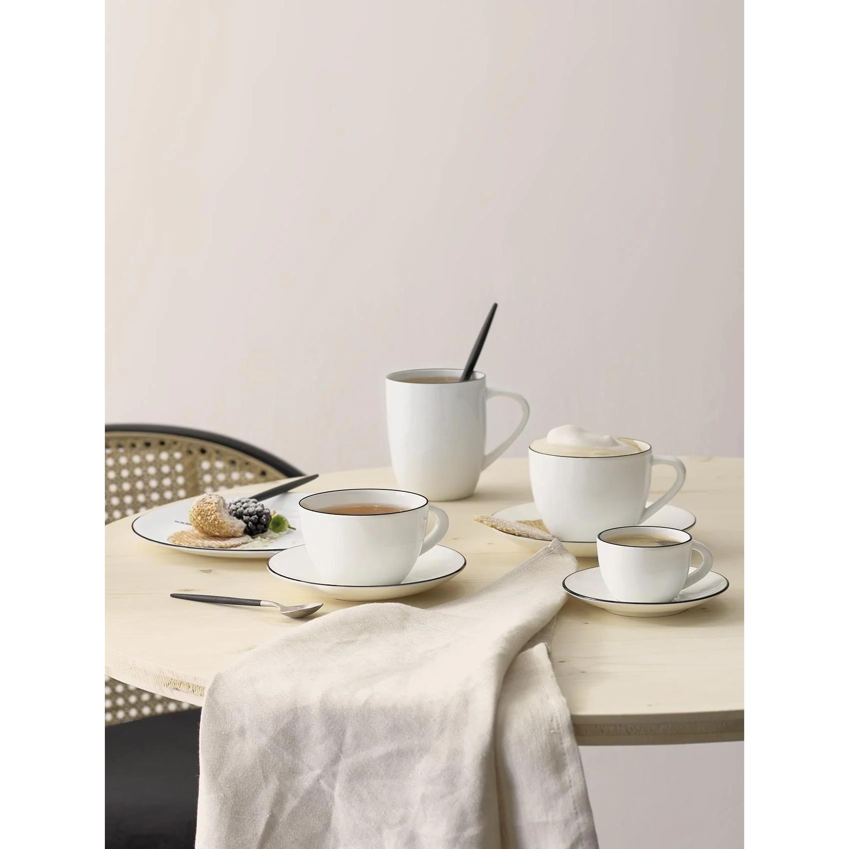 Hrnek s uchem Asa Á TABLE NOIRE 350ml_0