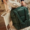Obrázok z Taška cez rameno puffy Tinne + Mia CLODE jungle green
