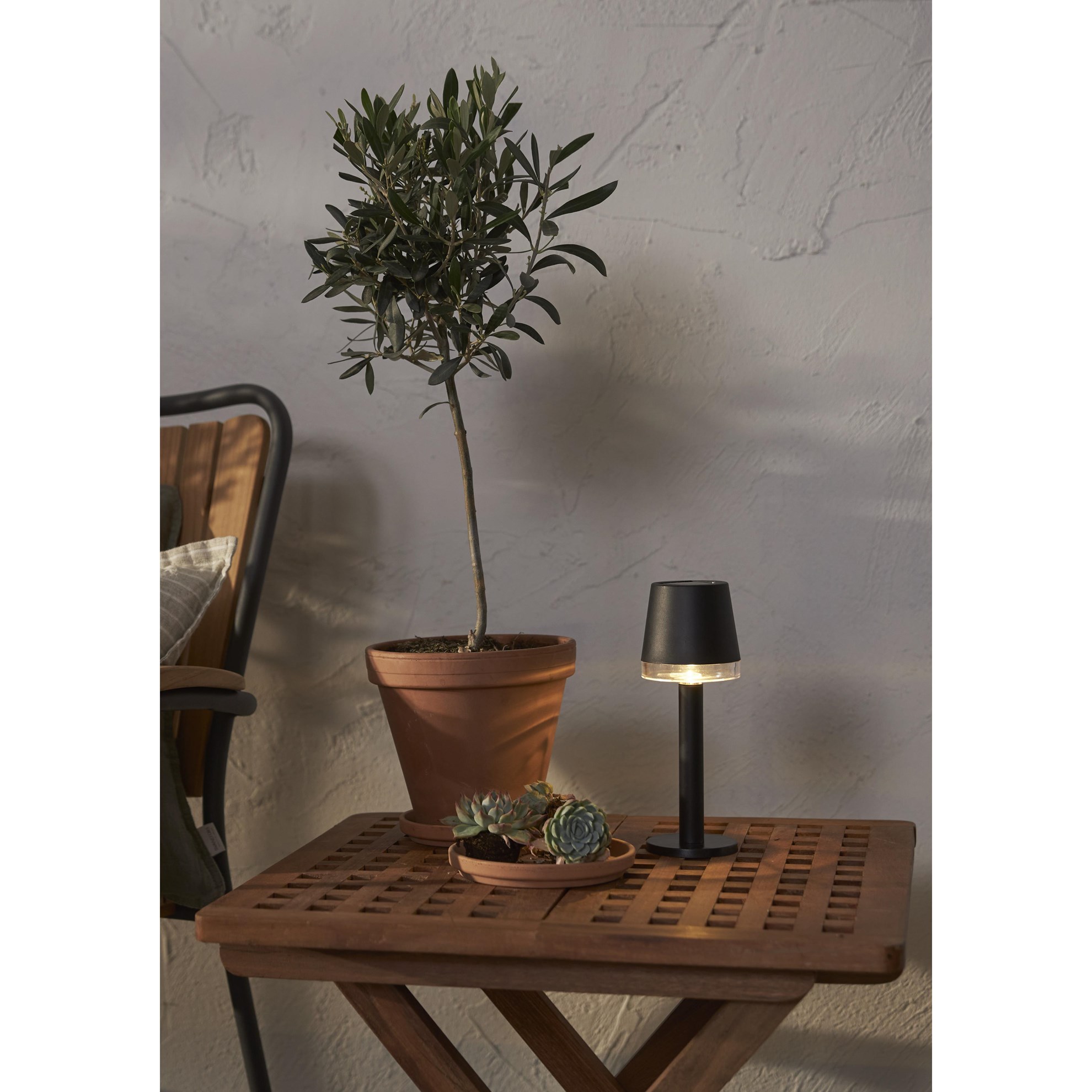 LED solární lampa PARVUS V.21cm černá_1