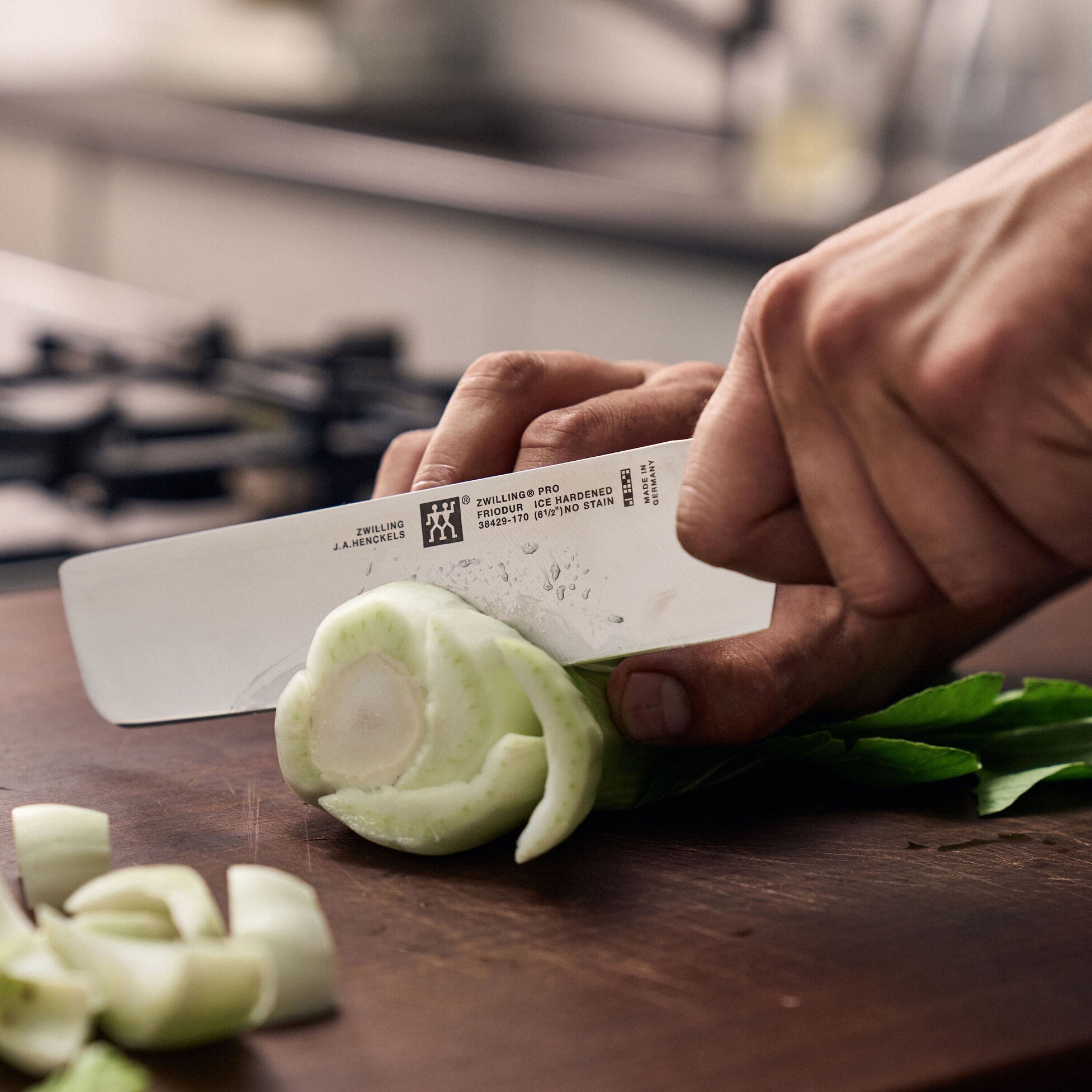 Krájecí nůž NAKIRI 17cm ZWILLING PRO_0