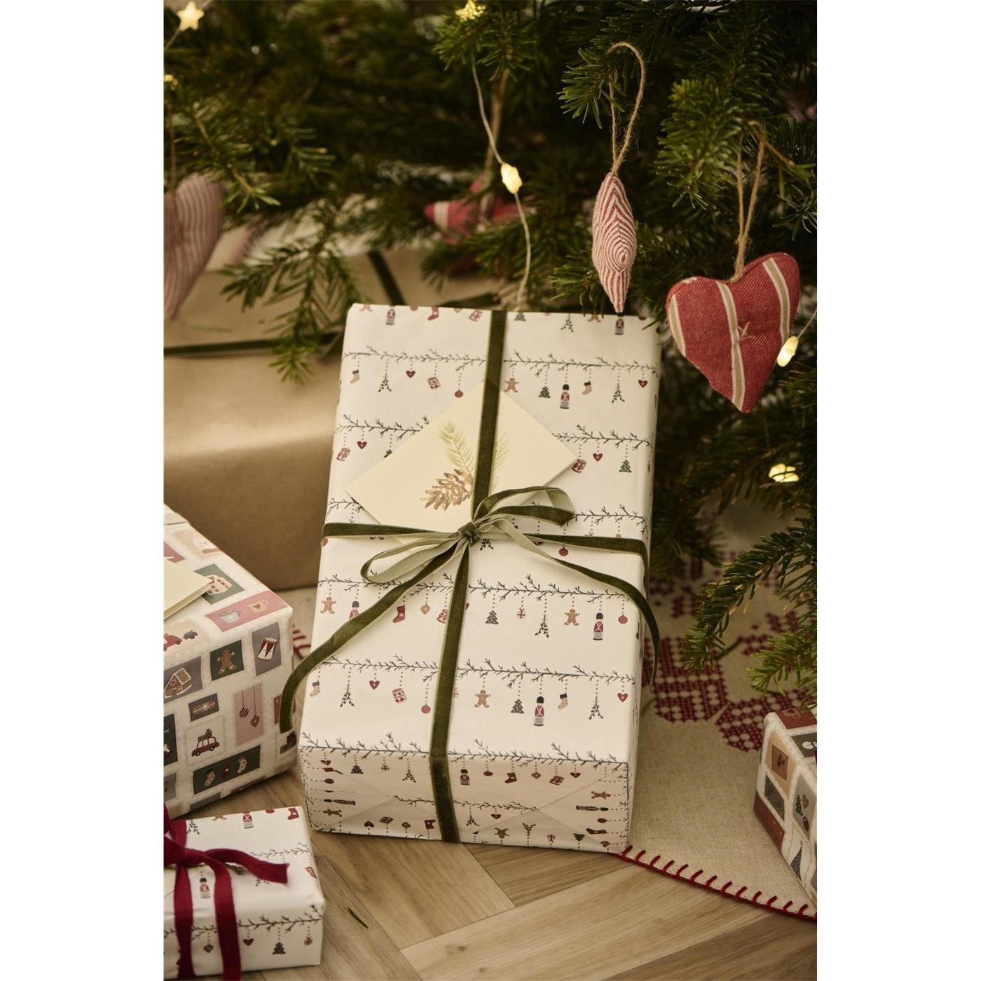 Role vánočního balícího papíru Ib Laursen 5 m girlandy_3