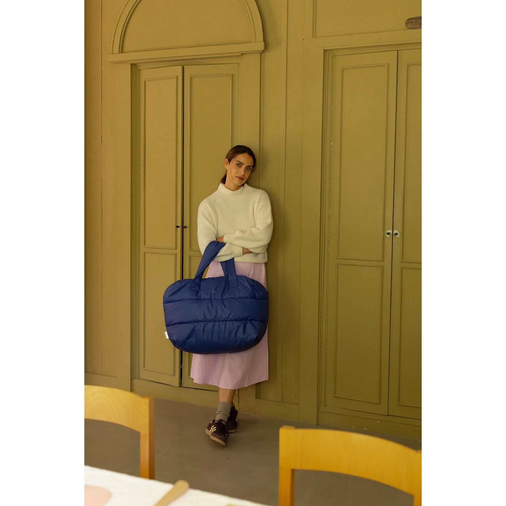 Nadýchaná prošívaná taška Tinne + Mia CAMIL sodalite blue_0