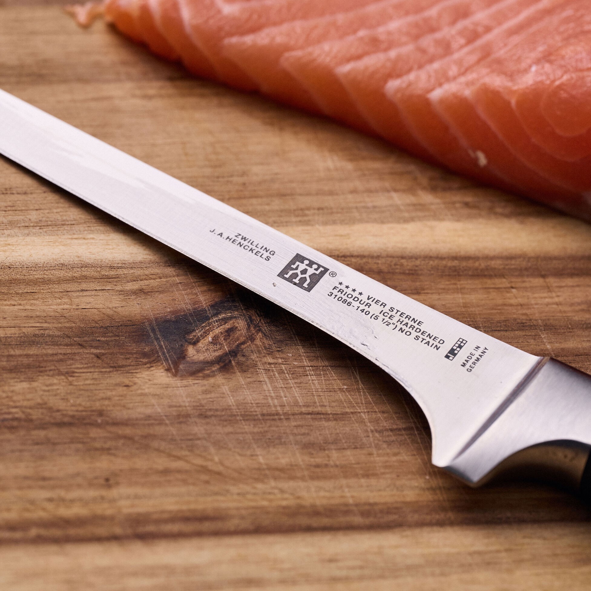 Vykošťovací nůž Zwilling VIER STERNE 14 cm_2