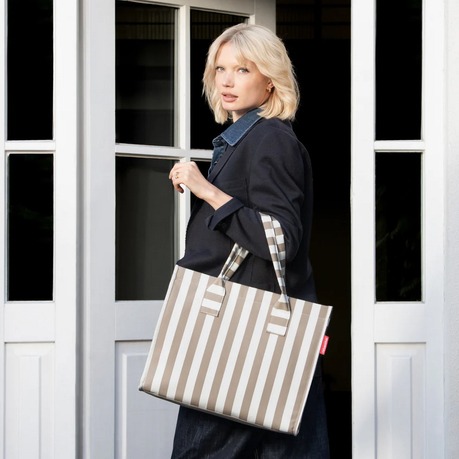 Taška přes rameno Reisenthel Daily Shopper summerstripes coffee_0