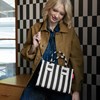 Taška přes rameno Reisenthel Daily Shopper XS summerstripes black_0