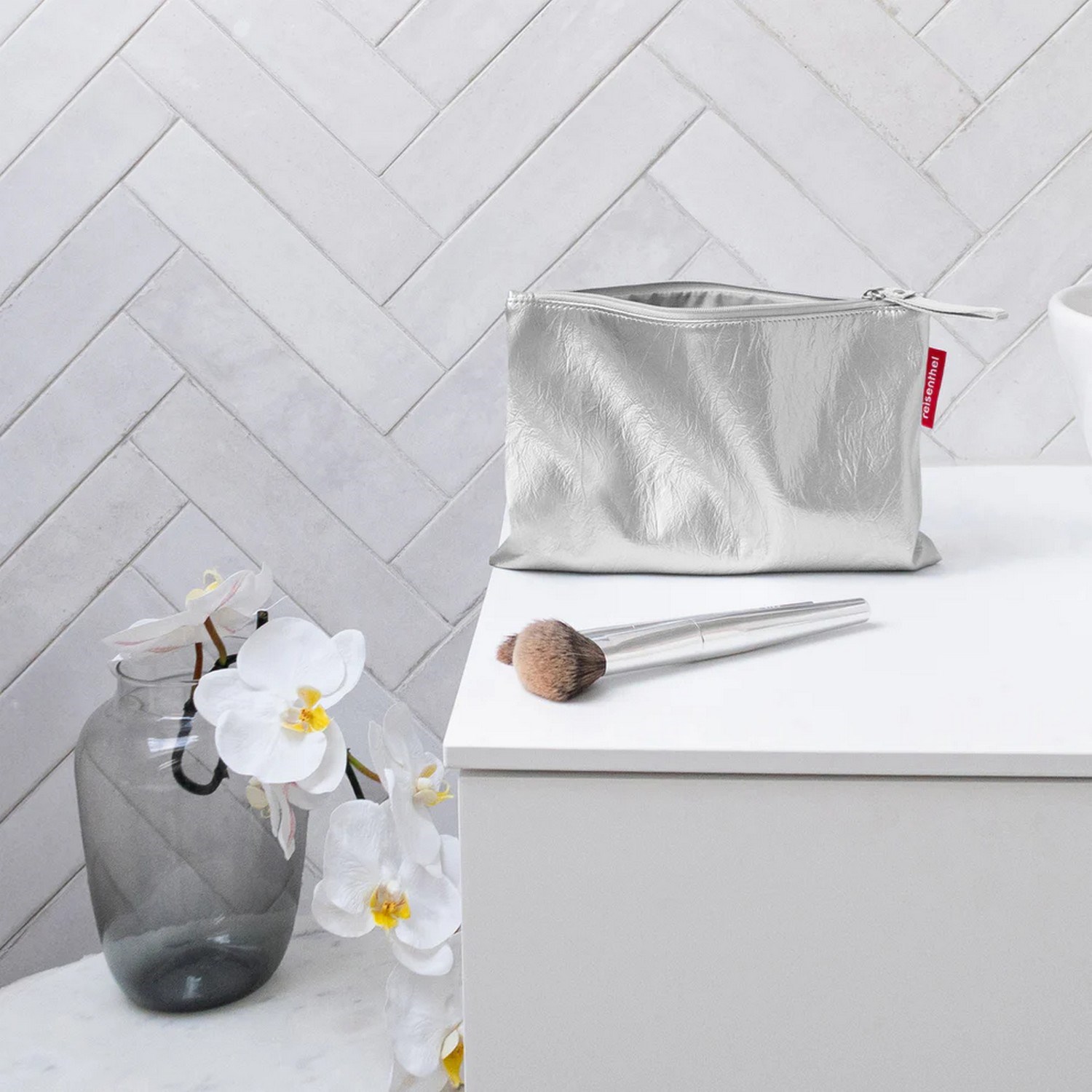 Pouzdro na zip Reisenthel Case 1 silver crackle_0