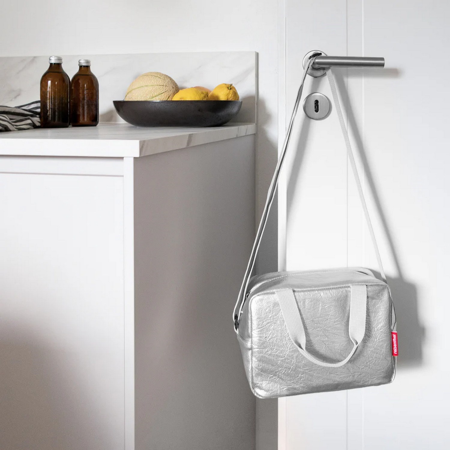 Termobox Reisenthel Coolerbag to-go silver crackle_1