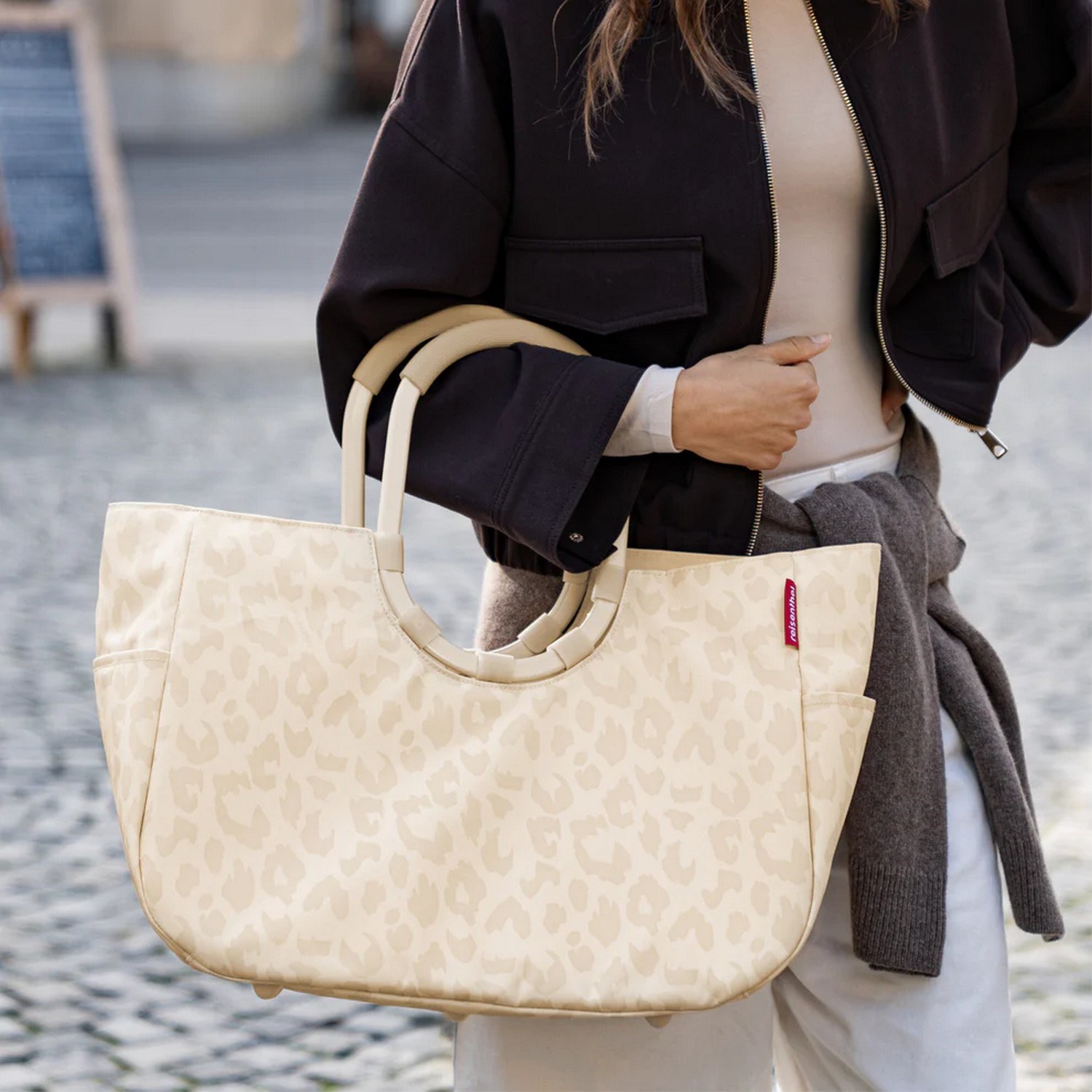 Módní taška Reisenthel Loopshopper L leo vanilla_0
