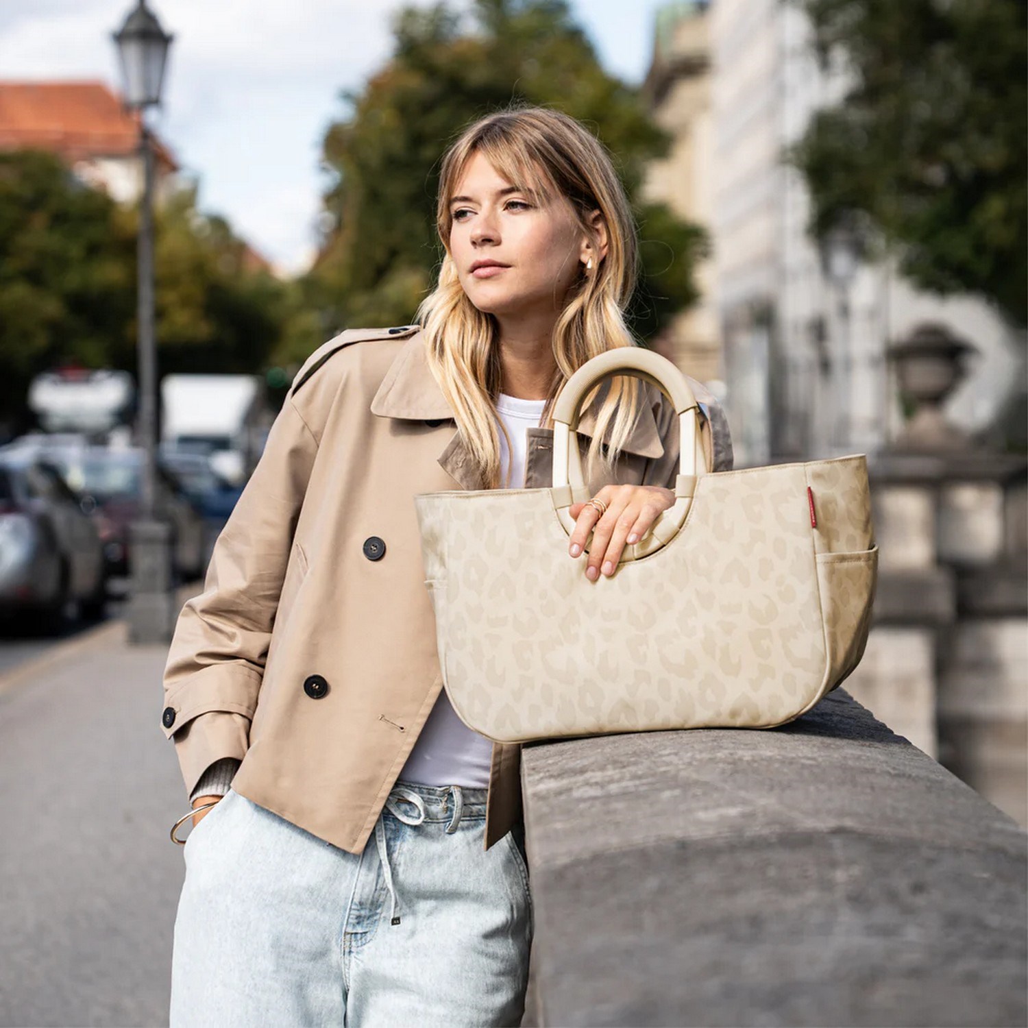 Módní taška Reisenthel Loopshopper M leo vanilla_1