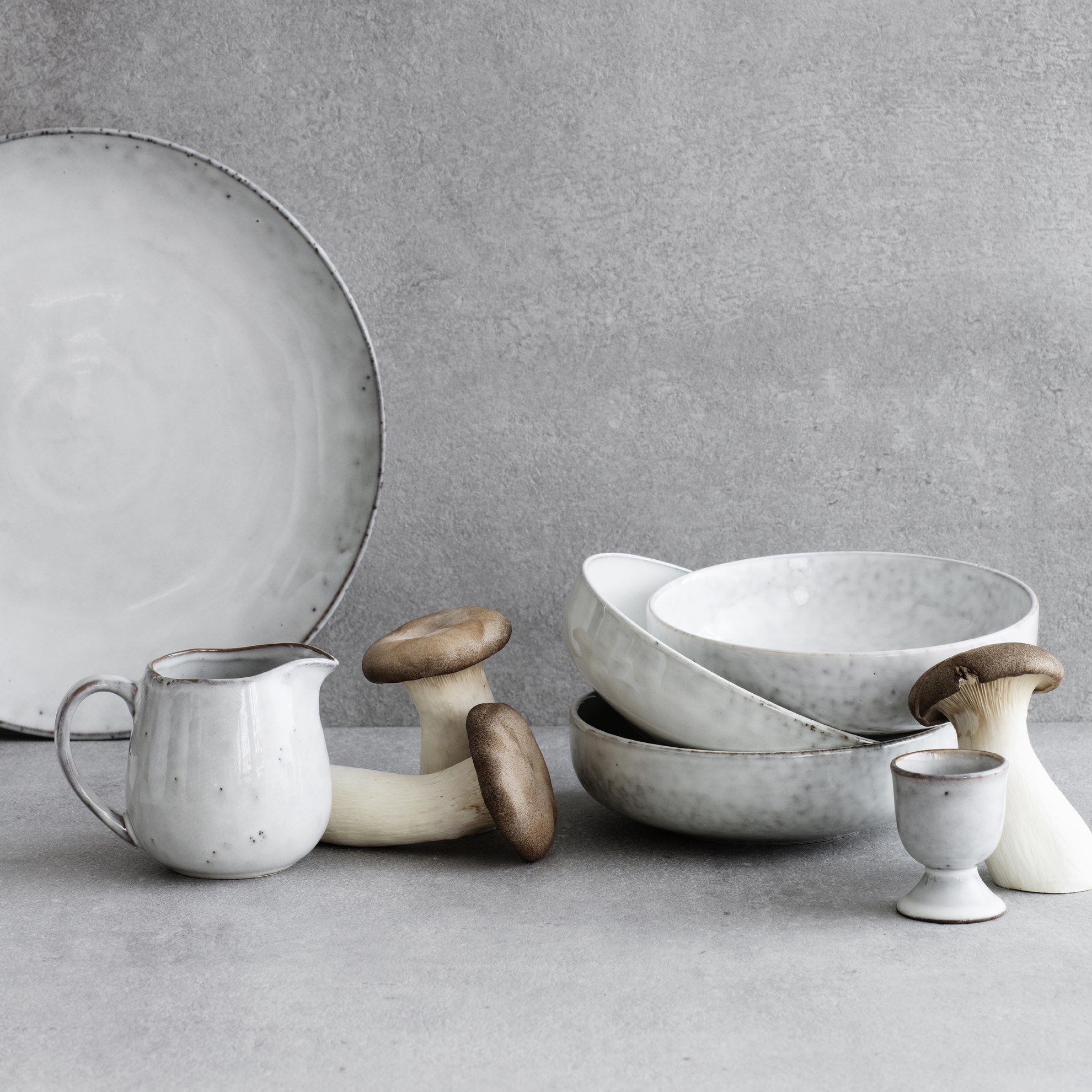 Salátová mísa Broste NORDIC SAND P.34,5 cm písková_1