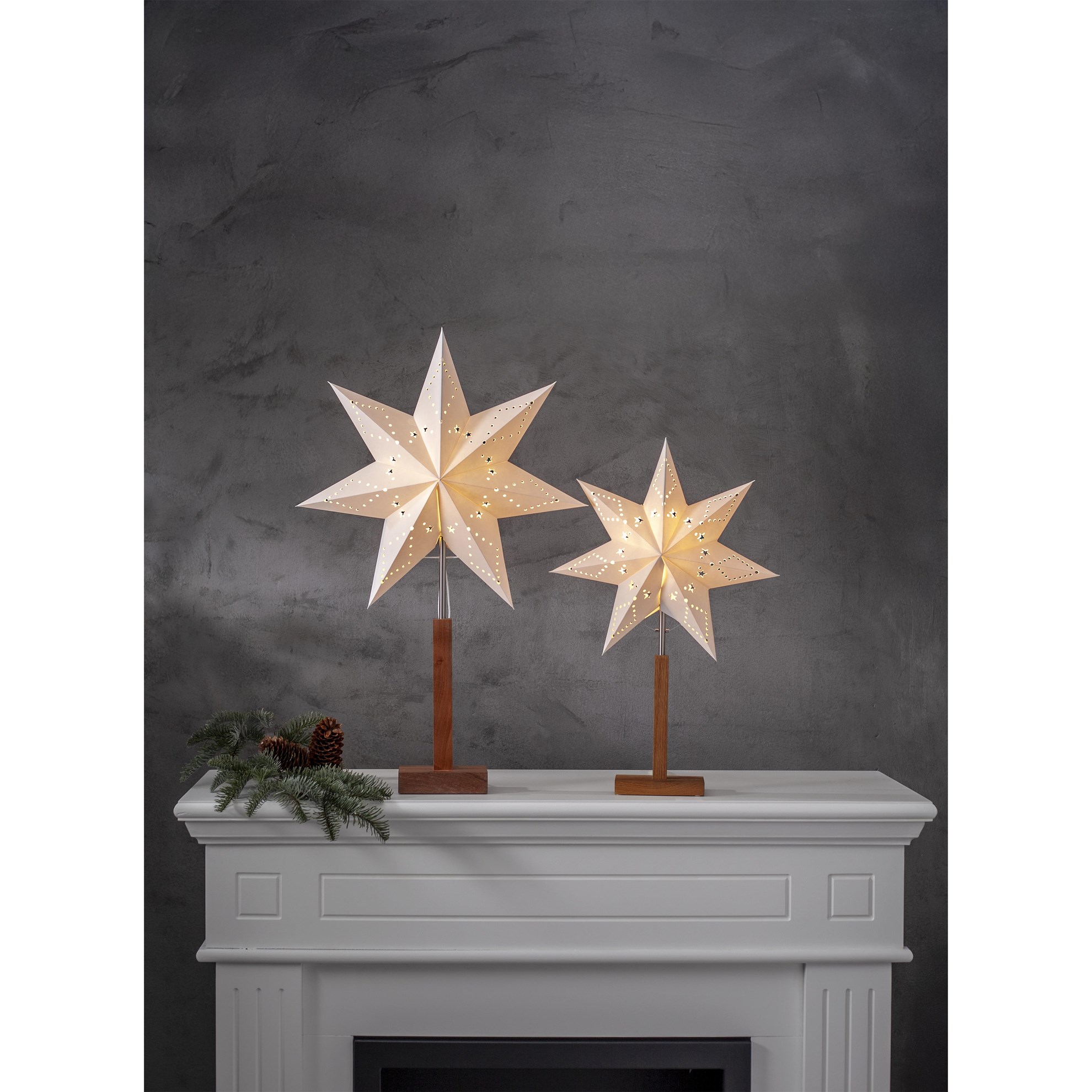 Papírová hvězda na dřevěném podstavci KARO V.70 cm_1